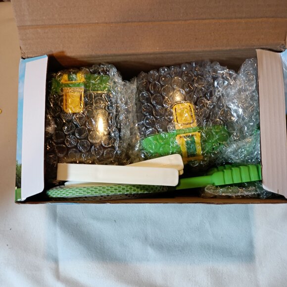 2 Sets Bug Catcher for Kids - Sturdy Kids Bug Catching Kit with Butterfly Net, T - Picture 2 of 6